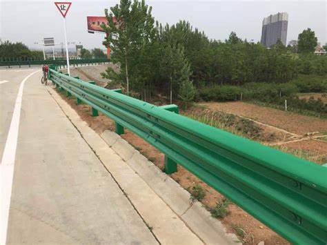 寧波波形護護欄怎么分類？